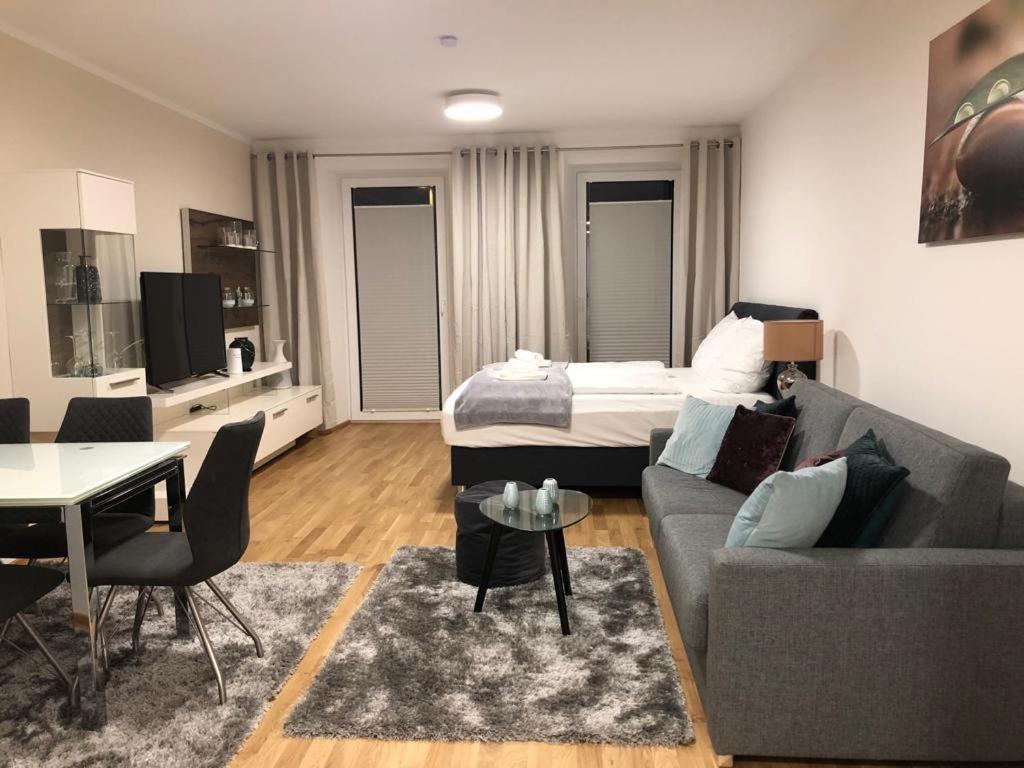 English Theater Apartment At Rathaus 비엔나 외부 사진