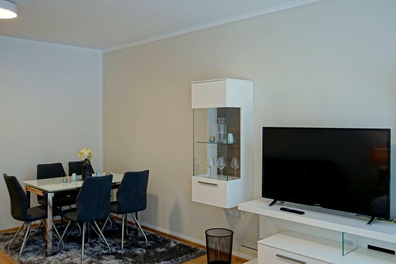 English Theater Apartment At Rathaus 비엔나 외부 사진